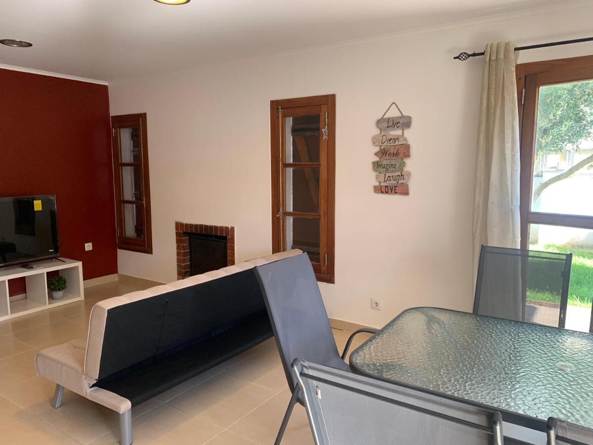 Aroeira Beach House Εξωτερικό φωτογραφία